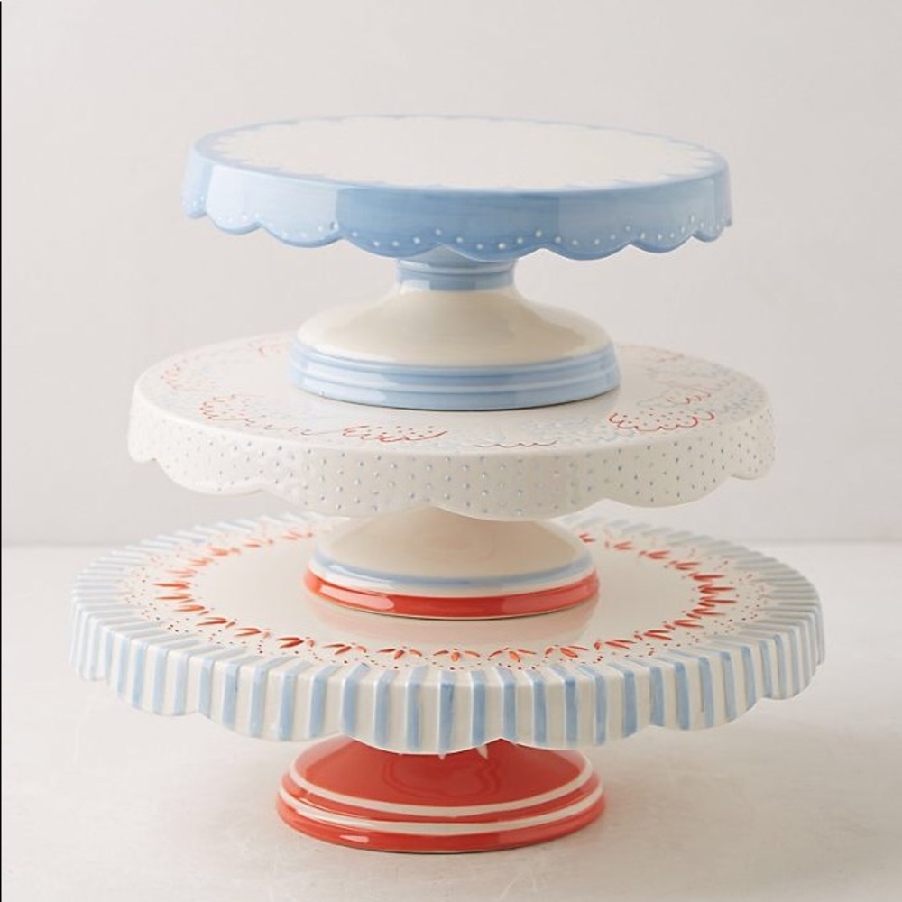 Anthropologie Scallop 3 set Cake stands